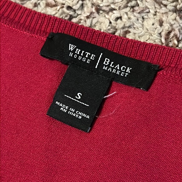 Beautiful WHBM pink-reddish colored cardigan with beautiful silver snaps. Size S - Picture 2 of 5